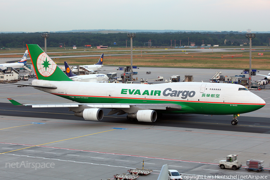 EVA Air Cargo Boeing 747-45EF (B-16402) | Photo 395233