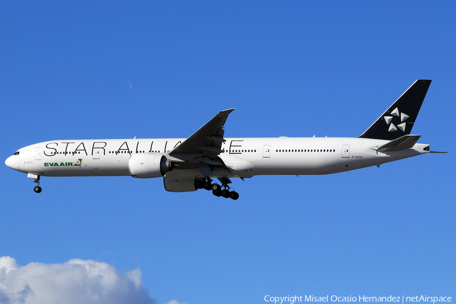 EVA Air Boeing 777-35E(ER) (B-16701) | Photo 68987