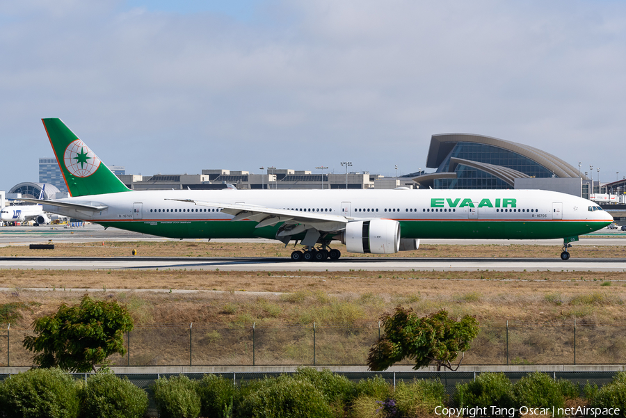EVA Air Boeing 777-35E(ER) (B-16705) | Photo 563167