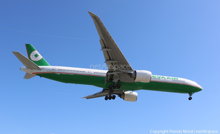 EVA Air Boeing 777-35E(ER) (B-16709) | Photo 553290