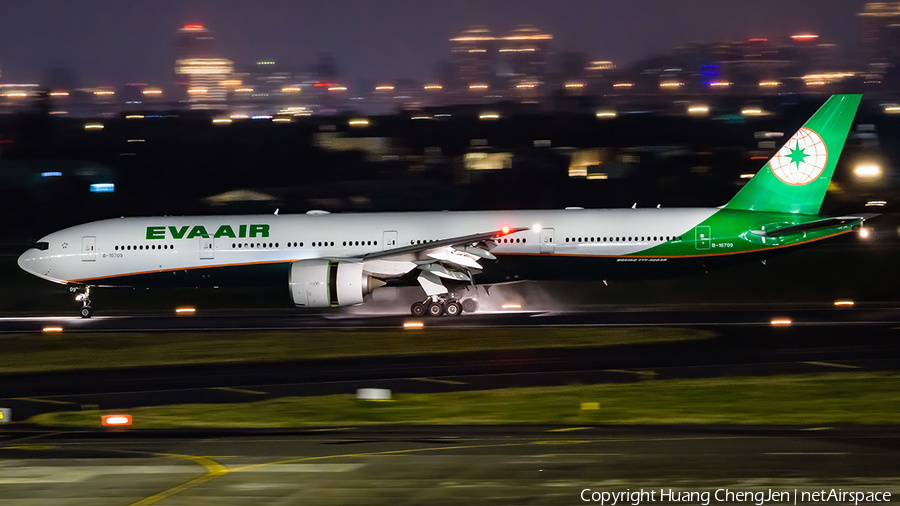 EVA Air Boeing 777-35E(ER) (B-16709) | Photo 659565