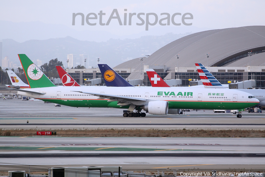 EVA Air Boeing 777-35E(ER) (B-16712) | Photo 32989