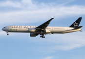 EVA Air Boeing 777-35E(ER) (B-16715) at  London - Heathrow, United Kingdom