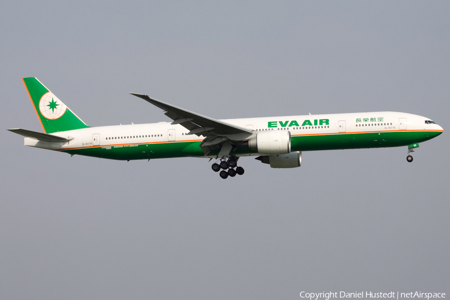 EVA Air Boeing 777-35E(ER) (B-16716) | Photo 542026