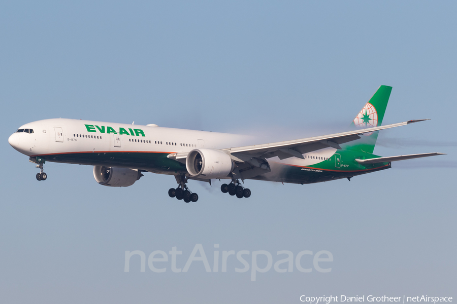 EVA Air Boeing 777-35E(ER) (B-16717) | Photo 238944