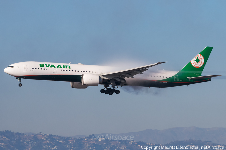 EVA Air Boeing 777-35E(ER) (B-16717) | Photo 251532