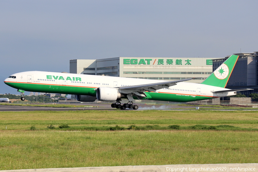 EVA Air Boeing 777-35E(ER) (B-16721) | Photo 483468