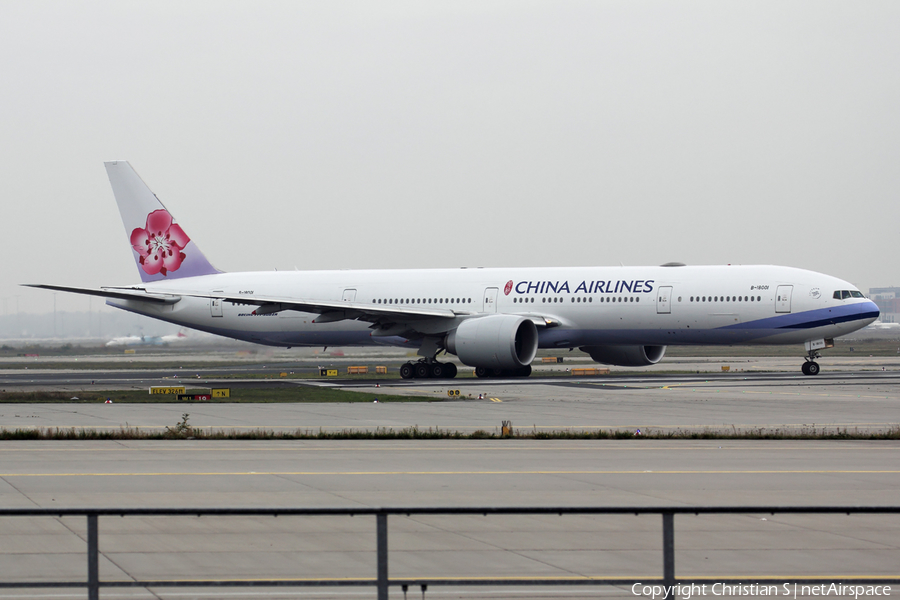 China Airlines Boeing 777-309(ER) (B-18001) | Photo 129394