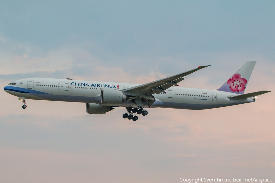 China Airlines Boeing 777-309(ER) (B-18005) | Photo 325872
