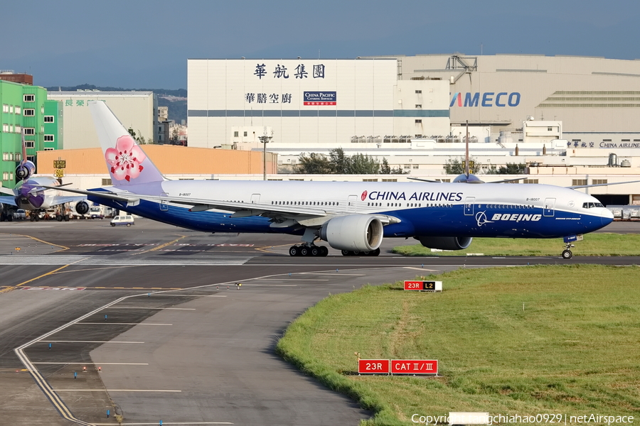 China Airlines Boeing 777-309(ER) (B-18007) | Photo 518189