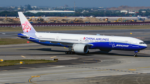 China Airlines Boeing 777-309(ER) (B-18007) at  Taipei - Taoyuan, Taiwan