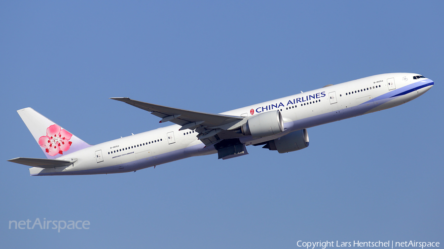 China Airlines Boeing 777-36N(ER) (B-18052) | Photo 200361