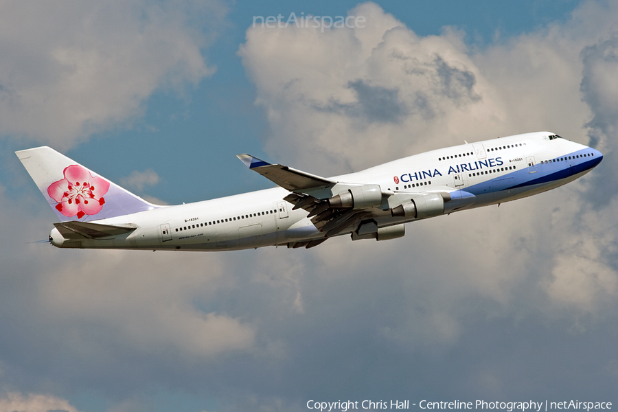 China Airlines Boeing 747-409 (B-18201) | Photo 49309