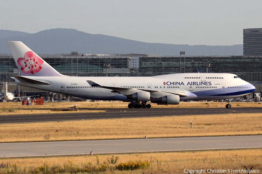 China Airlines Boeing 747-409 (B-18202) | Photo 99165