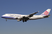 China Airlines Boeing 747-409 (B-18207) at  Los Angeles - International, United States