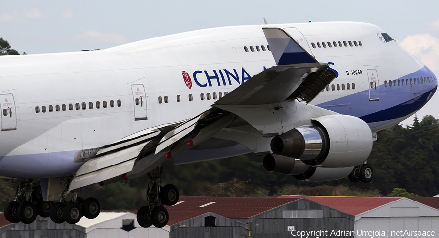 China Airlines Boeing 747-409 (B-18208) | Photo 101894