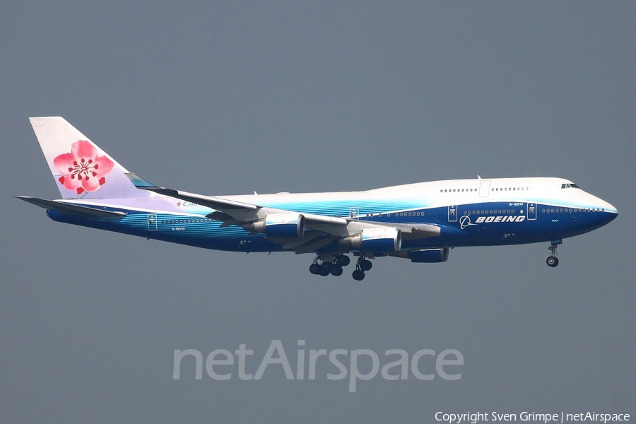 China Airlines Boeing 747-409 (B-18210) | Photo 9540