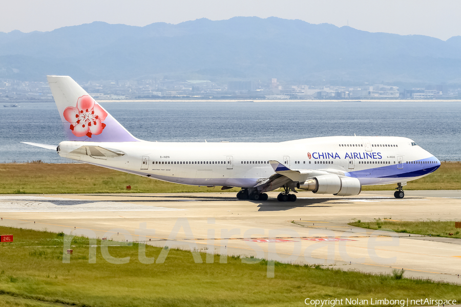 China Airlines Boeing 747-409 (B-18210) | Photo 427107