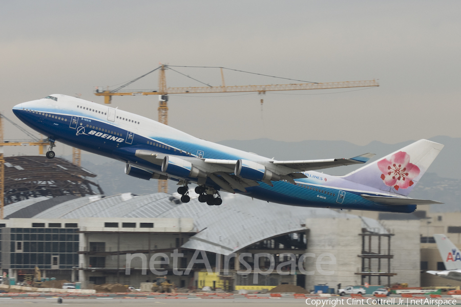 China Airlines Boeing 747-409 (B-18210) | Photo 39617