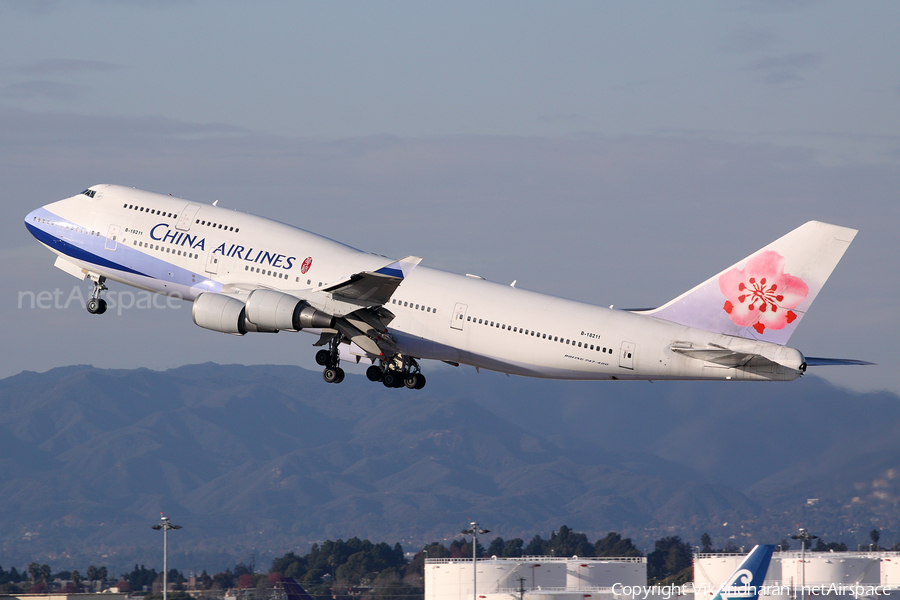 China Airlines Boeing 747-409 (B-18211) | Photo 17914