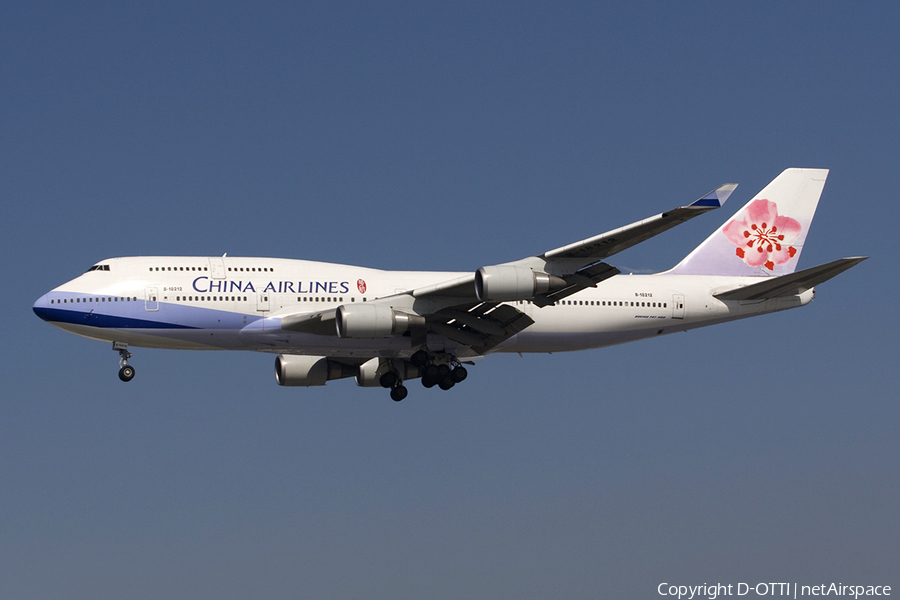 China Airlines Boeing 747-409 (B-18212) | Photo 278851