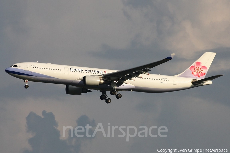 China Airlines Airbus A330-302 (B-18301) | Photo 11998