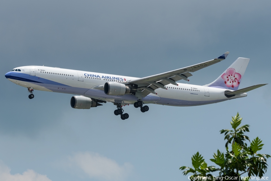 China Airlines Airbus A330-302 (B-18301) | Photo 288878