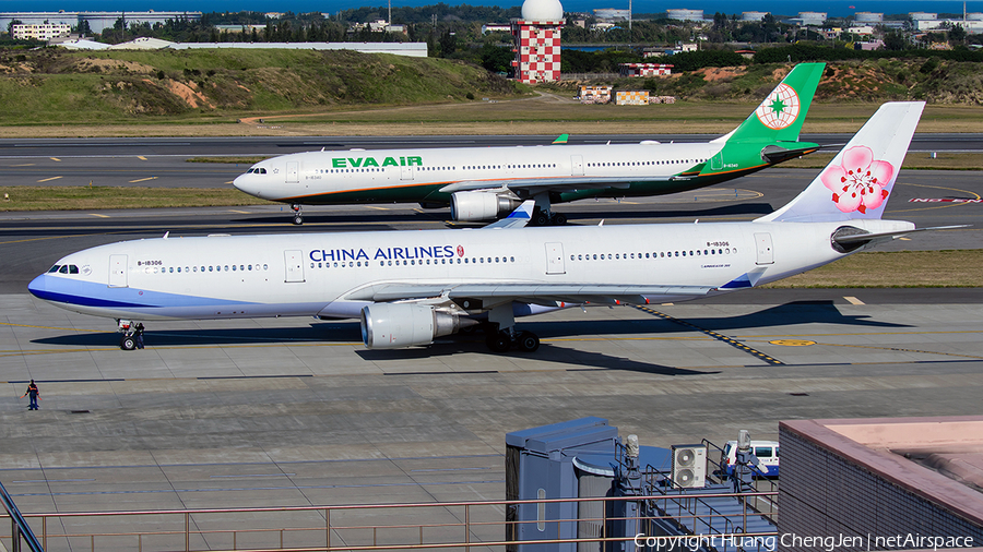 China Airlines Airbus A330-302 (B-18306) | Photo 645937
