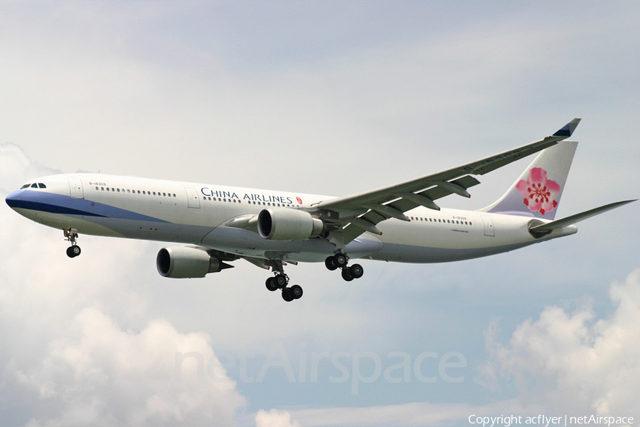 China Airlines Airbus A330-302 (B-18309) | Photo 367032