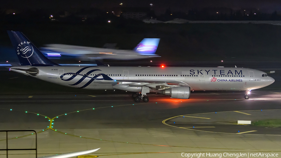 China Airlines Airbus A330-302 (B-18311) | Photo 676629