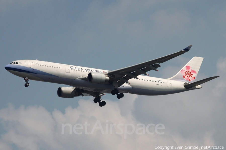 China Airlines Airbus A330-302 (B-18315) | Photo 15135