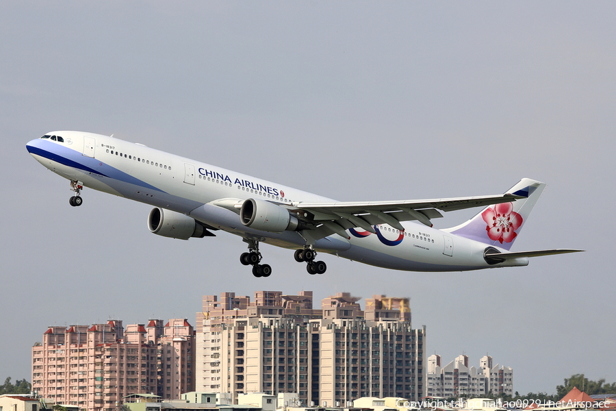 China Airlines Airbus A330-302 (B-18317) | Photo 496862