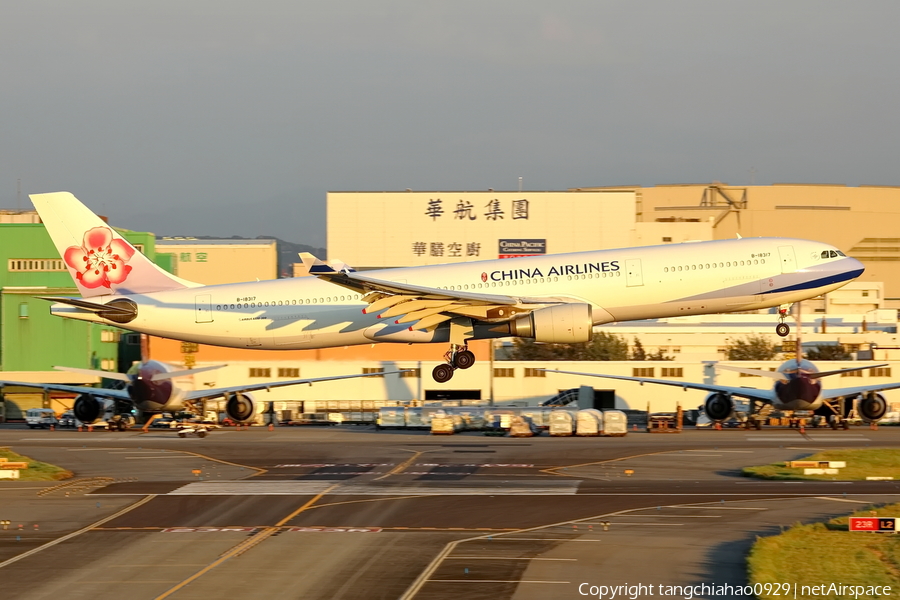 China Airlines Airbus A330-302 (B-18317) | Photo 522487