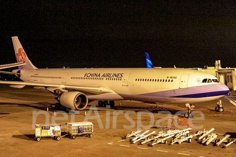 China Airlines Airbus A330-302E (B-18352) at  Jakarta - Soekarno-Hatta International, Indonesia