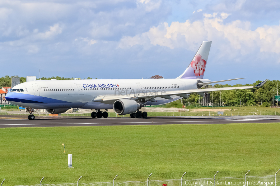 China Airlines Airbus A330-302 (B-18359) | Photo 538166