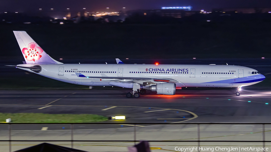 China Airlines Airbus A330-302 (B-18359) | Photo 676630