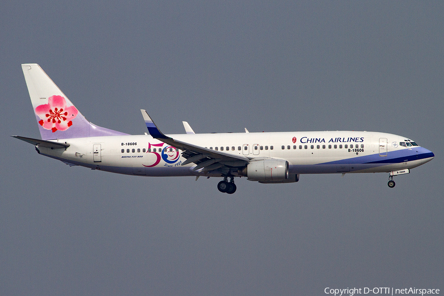 China Airlines Boeing 737-809 (B-18606) | Photo 398672