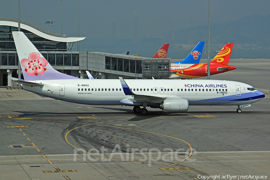 China Airlines Boeing 737-8Q8 (B-18652) | Photo 369002