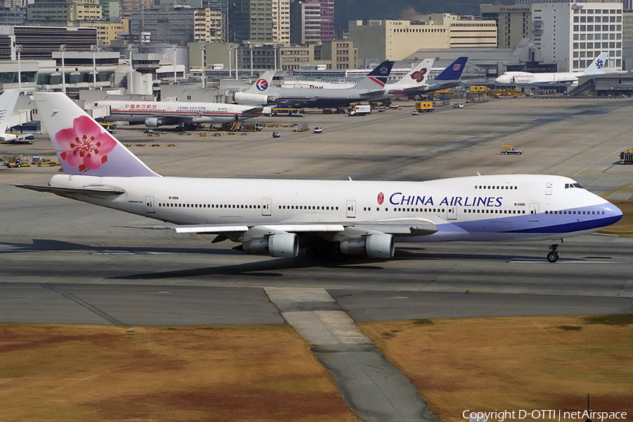China Airlines Boeing 747-209B (B-1866) | Photo 159571