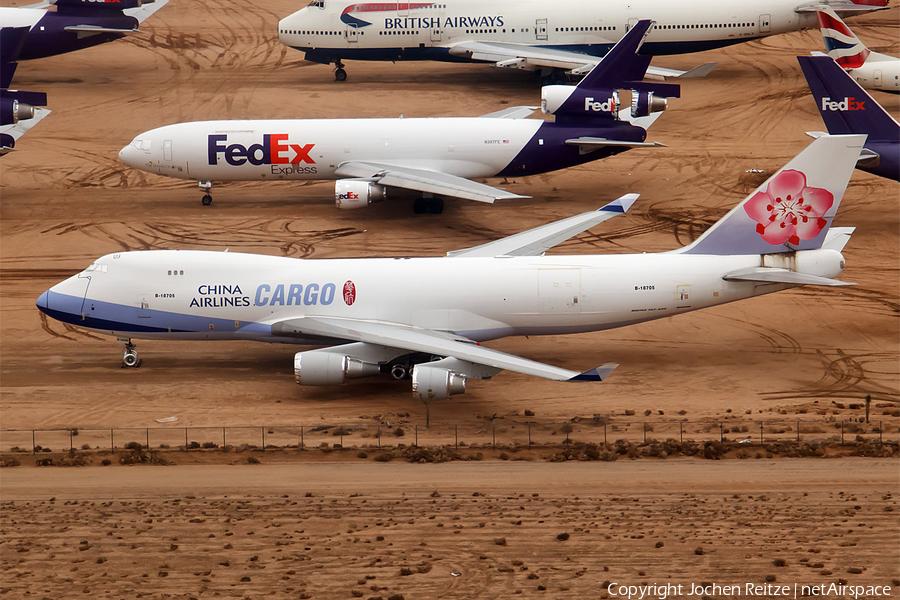 China Airlines Cargo Boeing 747-409F(SCD) (B-18705) | Photo 97846