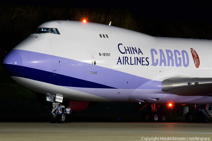 China Airlines Cargo Boeing 747-409F(SCD) (B-18707) | Photo 307045