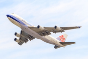 China Airlines Cargo Boeing 747-409F(SCD) (B-18707) at  Osaka - Kansai International, Japan