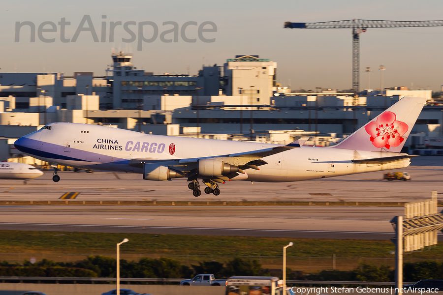 China Airlines Cargo Boeing 747-409F(SCD) (B-18715) | Photo 37994