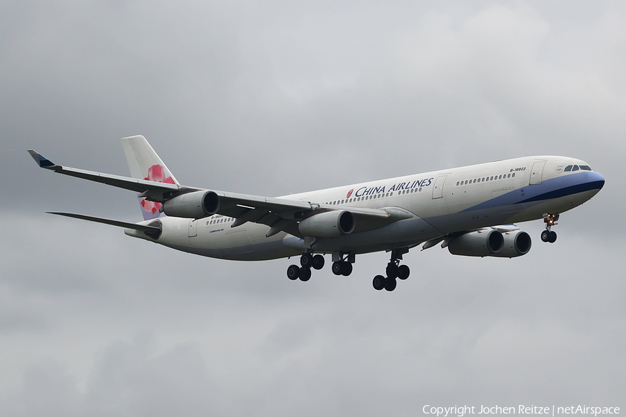 China Airlines Airbus A340-313X (B-18803) | Photo 117309