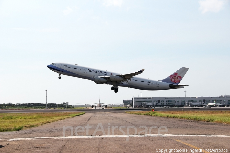 China Airlines Airbus A340-313X (B-18803) | Photo 360180