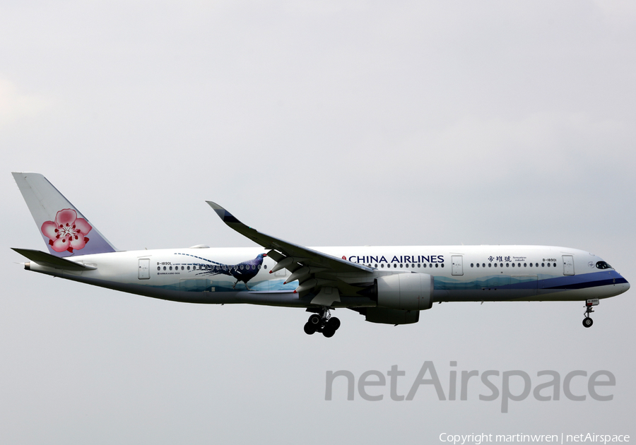 China Airlines Airbus A350-941 (B-18901) | Photo 247356