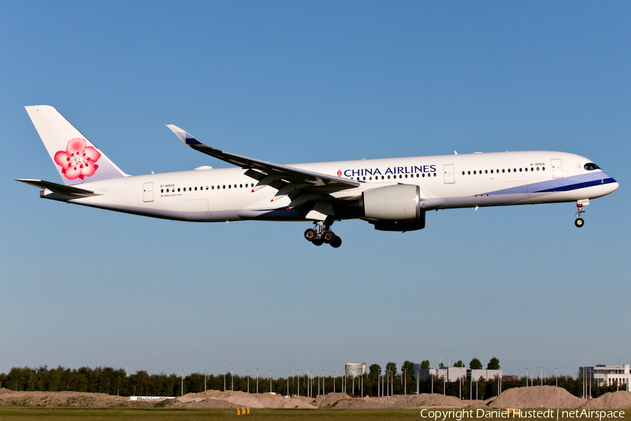 China Airlines Airbus A350-941 (B-18906) | Photo 479674