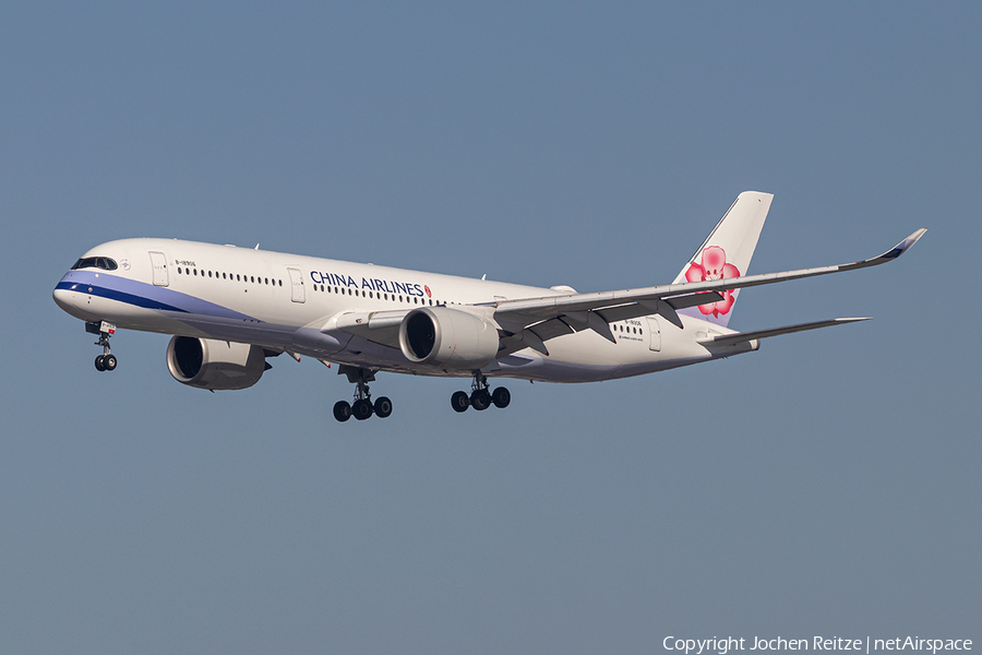 China Airlines Airbus A350-941 (B-18906) | Photo 373817