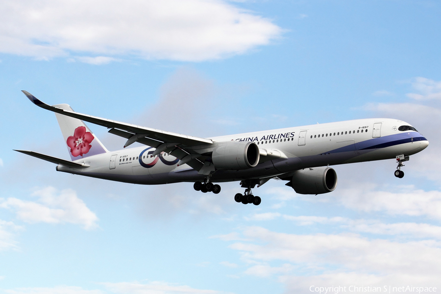 China Airlines Airbus A350-941 (B-18917) | Photo 391386
