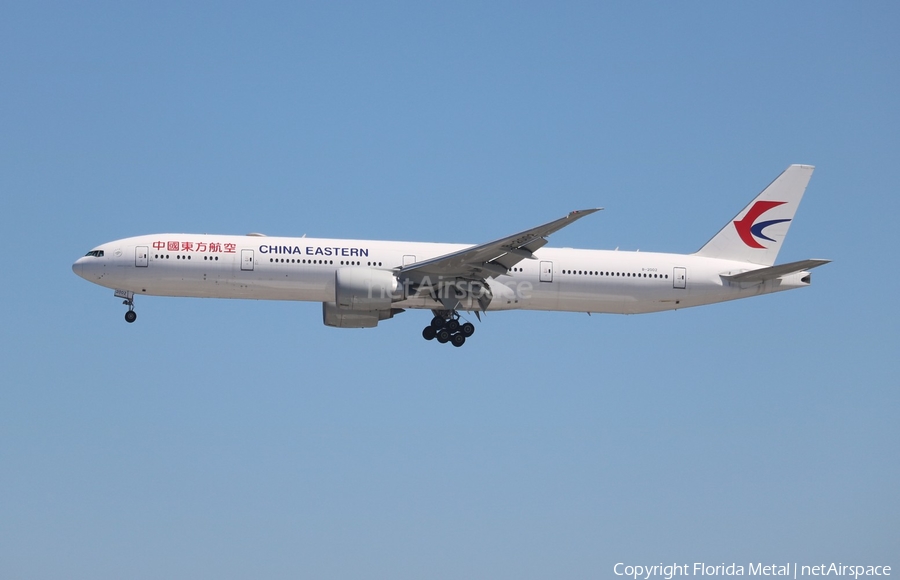 China Eastern Airlines Boeing 777-39P(ER) (B-2002) | Photo 605576